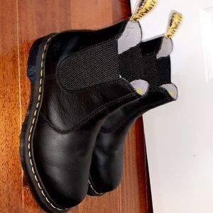 Women’s Dr Martens Chelsea Boot